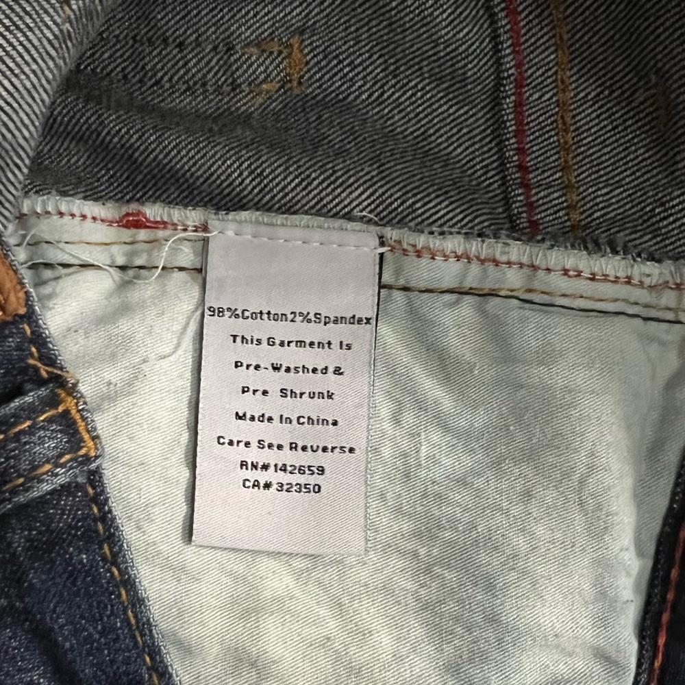 Rusty Woman Denim - Picture 5 of 6